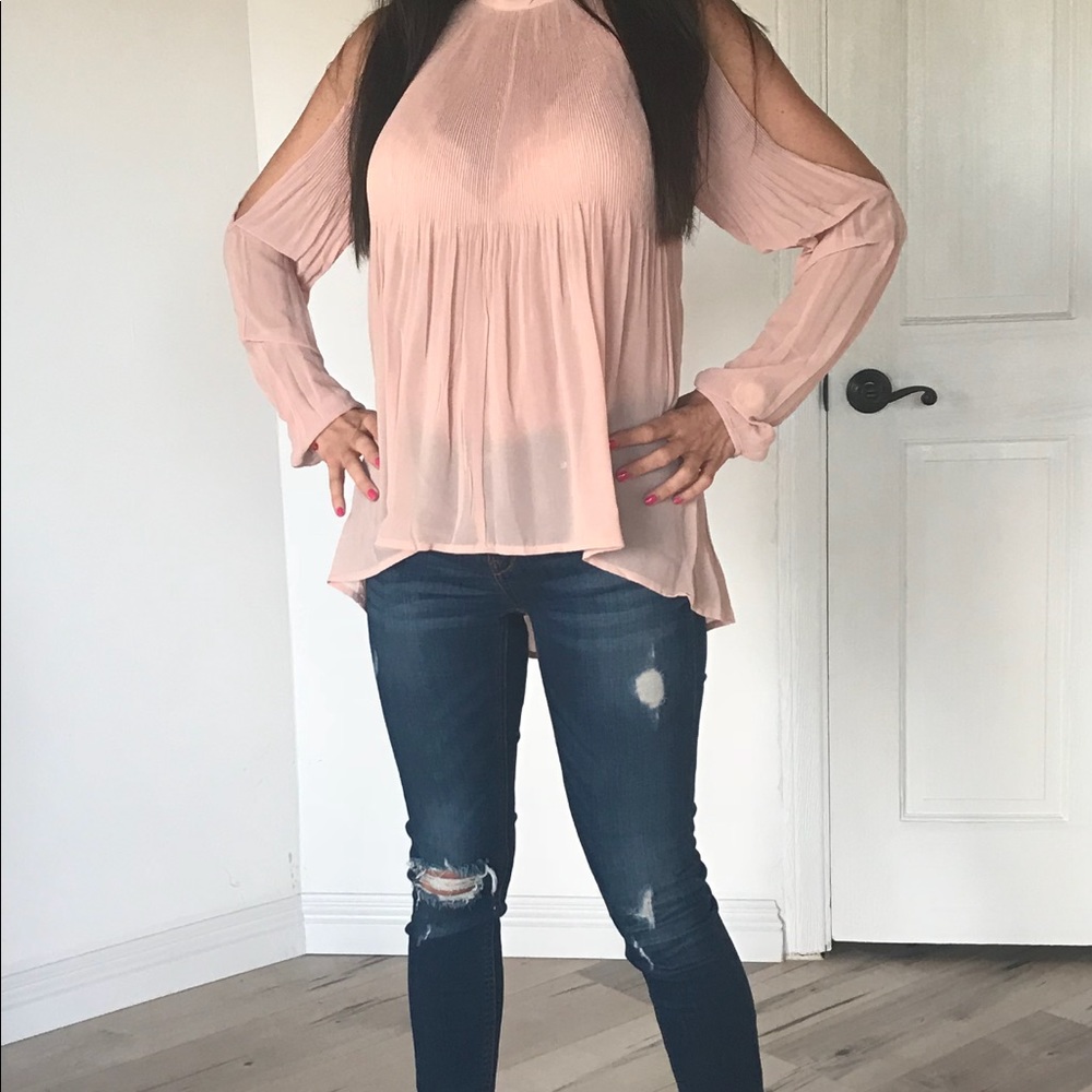 Peach color skirt with cut off sleeves